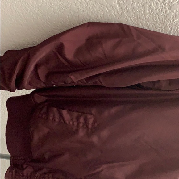 Burgundy bomber jacket with fur hoodie - Picture 4 of 5